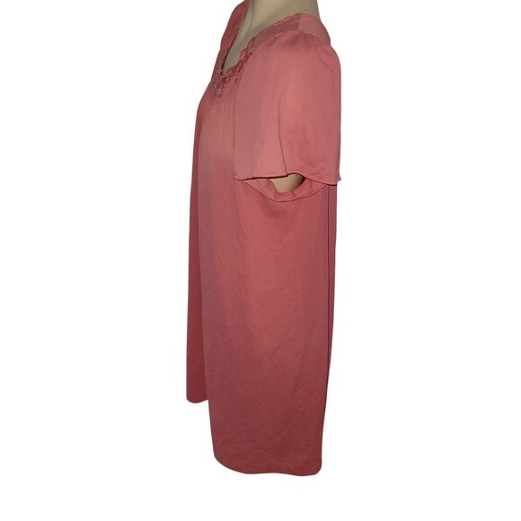 Shadowline Womens Pink Nightgown W/ Rose‎ Embroidery & Flowy Short Sleeves - Picture 3 of 6